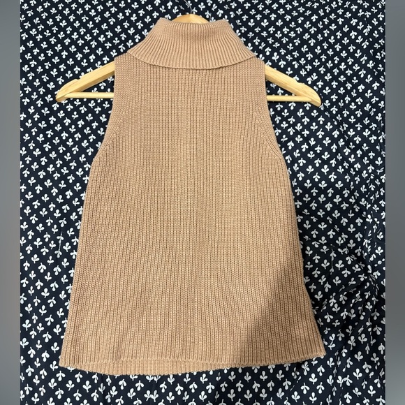 Macnoora Tan Sweater - Picture 1 of 6